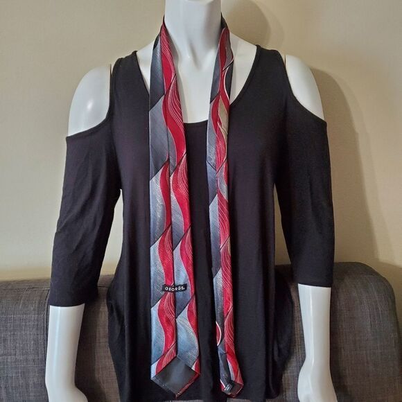 George Red, Gray, & Tan Tie - Picture 4 of 5